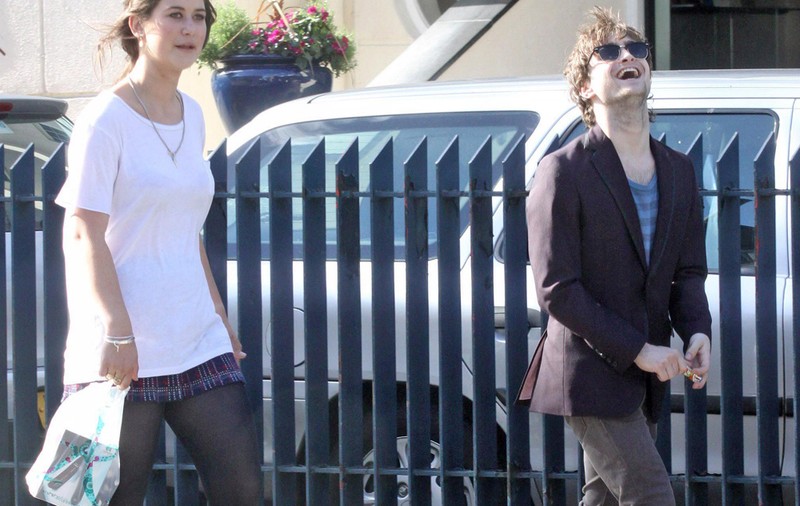 Daniel Radcliffe promite să nu se atingă de femei în 2011. Oare nu-i plac?