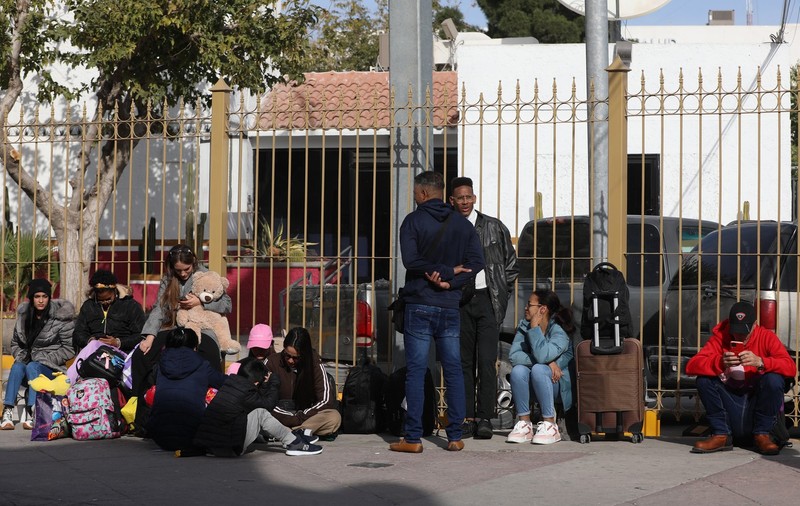 Autoritățile mexicane au reținut 5.200 de migranți într-o singură zi. 350.000 de oameni au fost arestați în ultimele două luni