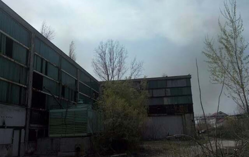 INCENDIU în Bucureşti, la fosta fabrică Republica | FOTO