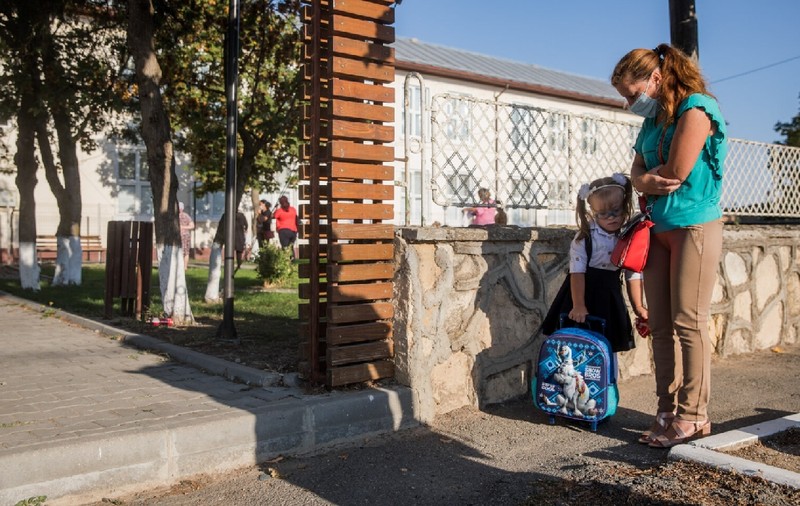 2020, în imagini, un an nesuferit și de neuitat. Cele mai emoționante fotografii despre școală
