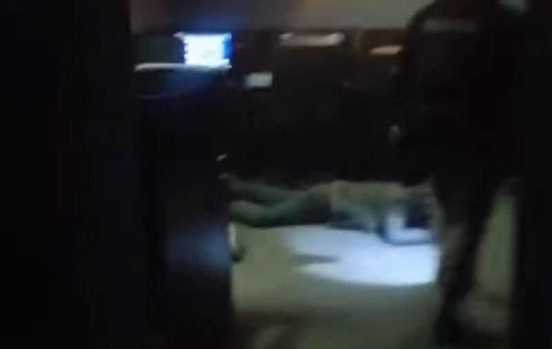 Poliția ucraineană a închis o sală de jocuri de noroc ilegală care funcționa într-un buncăr din Ujogorod