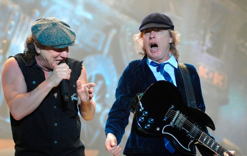 Rockerii de la AC/DC îşi lansează propria gamă de vinuri