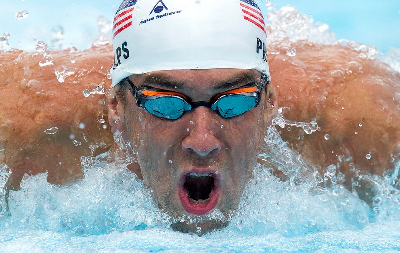  Michael Phelps desemnat pentru a 5-a oară consecutiv înotătorul anului!