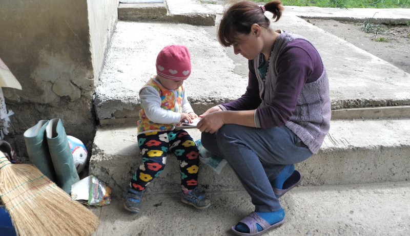 Părinții au putut trece peste durere doar pentru al doilea copil pe care îl au împreună, Maria