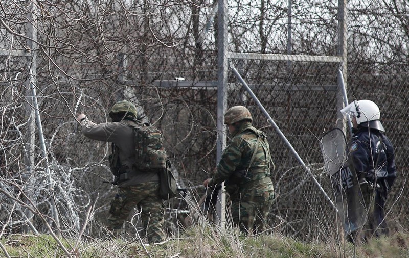 Grecia a făcut un gard de 40 de kilometri la frontiera cu Turcia și a întărit paza, în așteptarea migranților afgani