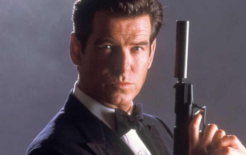 Următorul James Bond ar putea fi negru sau homosexual