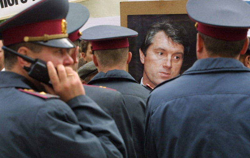 Explozie la Ambasada SUA din Kiev. Autoritățile cred că a fost un act terorist