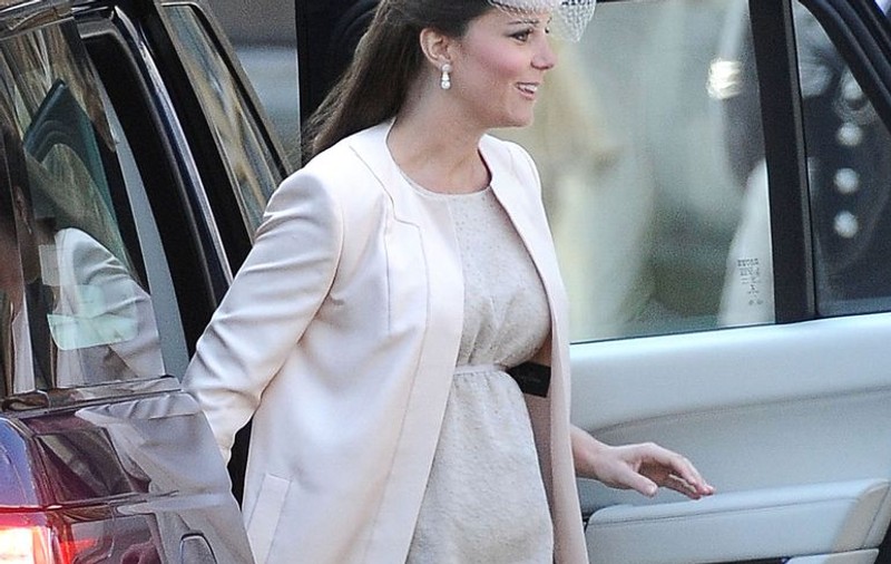 Kate Middleton, OGLINDĂ pentru britanici | FOTO