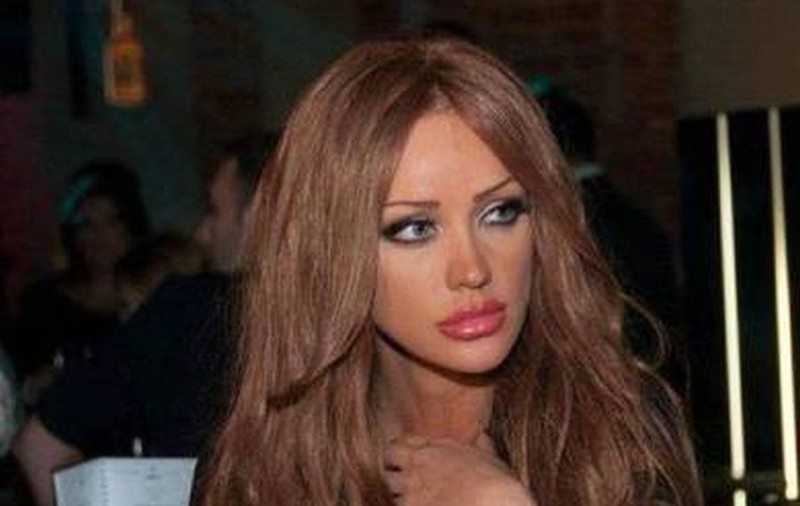 RADU BUZĂIANU FACE CATERINCĂ PE SEAMA DRĂGUŞANCĂI! "BIANCA ÎI DĂ LUI SLAV ULTIMA LOVITURĂ! SE IUBEŞTE CU BUSU!"