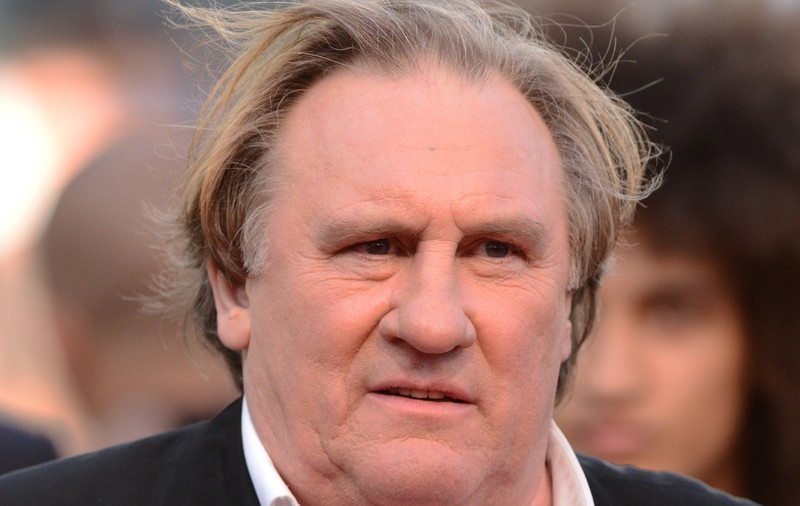 GERARD DEPARDIEU, O VIAŢĂ CA UN FILM: "Am fost ESCORTĂ în TINEREŢE şi obişnuiam să DEZGROP CADAVDRE ca să le FUR BIJUTERIILE"