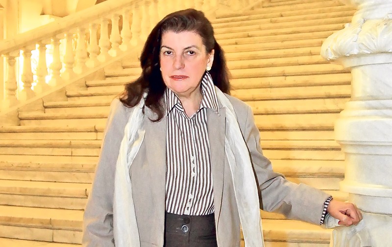 Incredibil! Arhitecta lui Ceauşescu, somată să-şi predea permisul