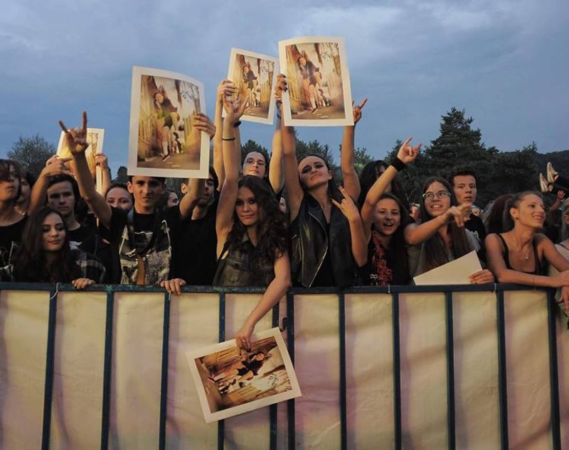 „Altar“ cu fotografii online în memoria chitaristului Nik Baydin, mort într-un accident de motoparapantă