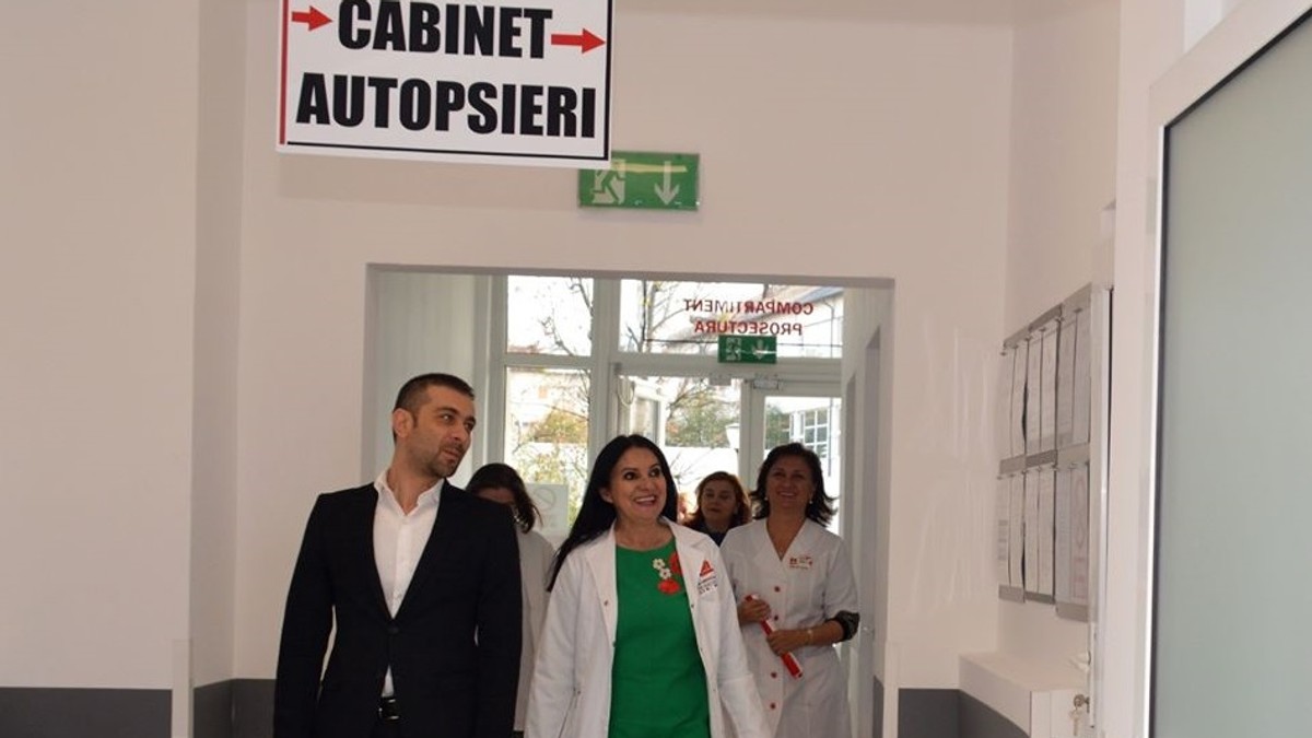 Sorina Pintea la Spitalul Judetean din Baia Mare. Foto: Facebook.com