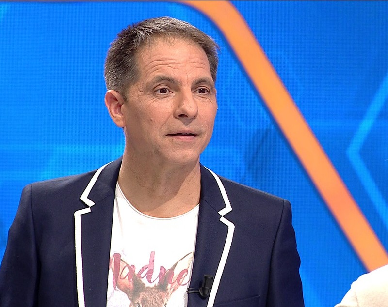 Dan Negru va filma Revelionul 2024, dar nu pentru Kanal D. Cu cine a bătut palma prezentatorul