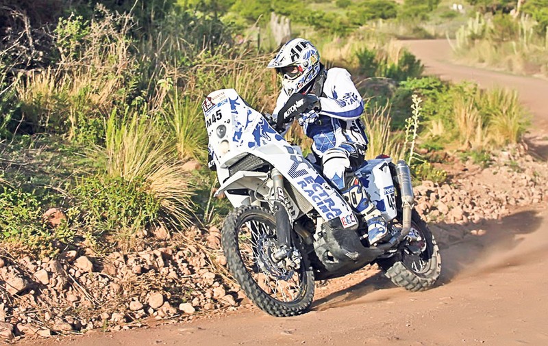 Mani Gyenes continuă prestaţiile bune în raliul Dakar