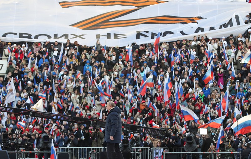 Agenția Ria Novosti detaliază ideologia Kremlinului: „Rusia viitorului înseamnă înainte către URSS”