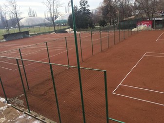 Aşa arata o parte dintre terenurile de tenis ale Academiei Ilie Năstase