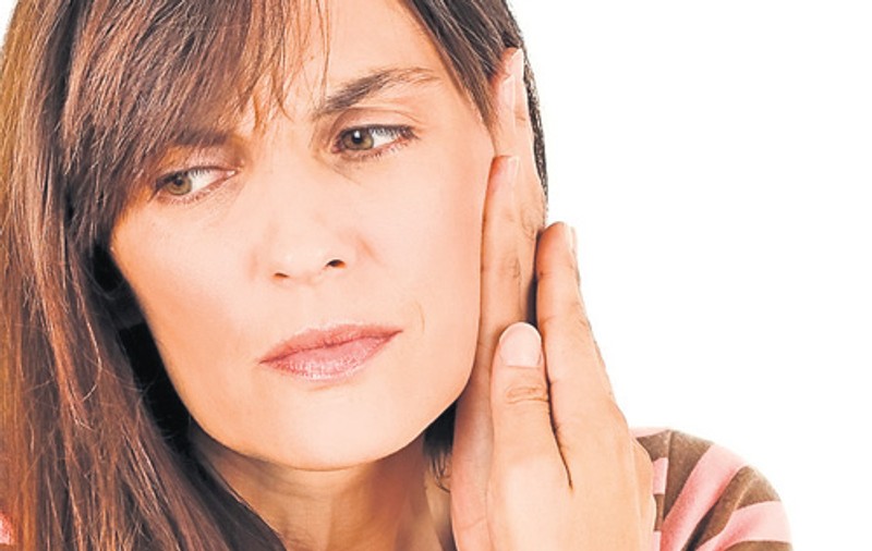 Te dor urechile? Tinctura de propolis rezolvă problema