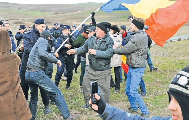 Război total la Pungeşti | VIDEO