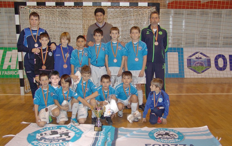 Un club de juniori face concurenţă granzilor din Bucureşti! Află despre ce este vorba