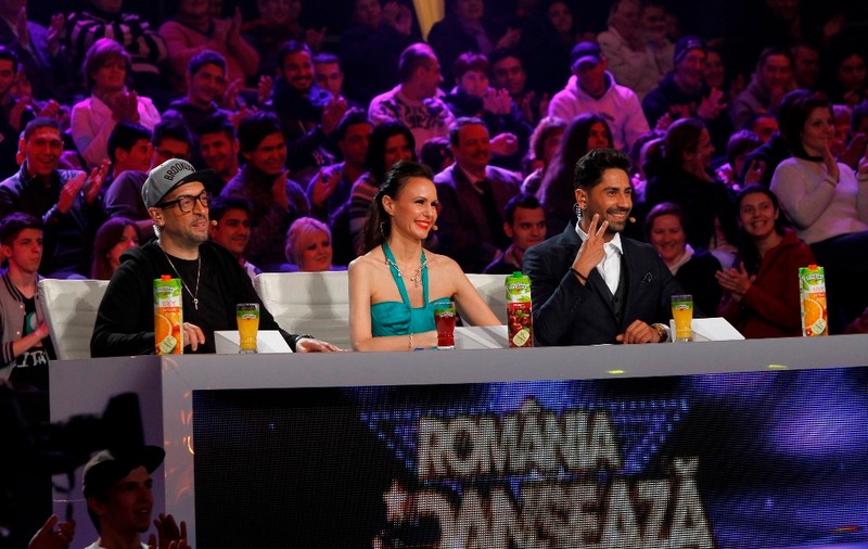CRBL îl mituieşte pe Connect-R la „România Dansează"