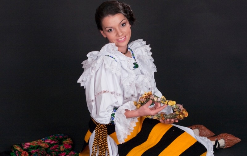 Maria Luiza Mih a dat 1.000 de euro pe un batic popular!