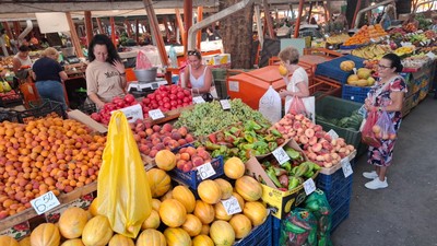 imagini 1 dintr-o piata din Varna - Bugaria (foto Mitus)