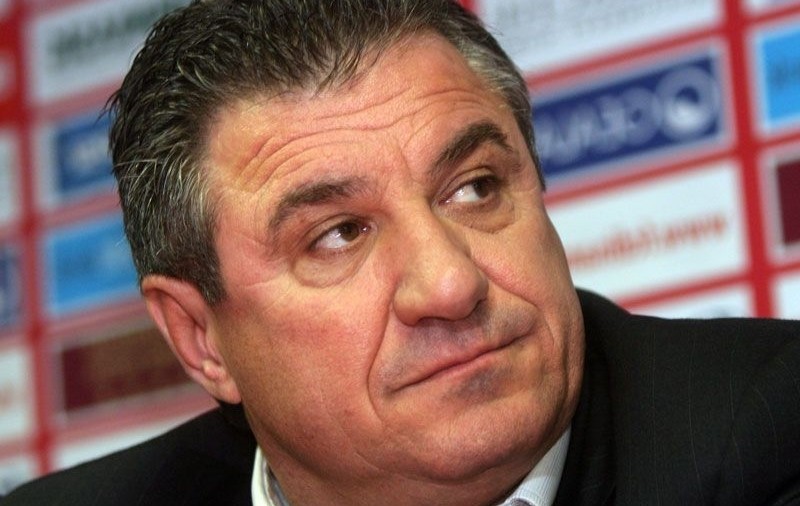 Victor Becali: "Lucescu n-o să se retragă din fotbal"