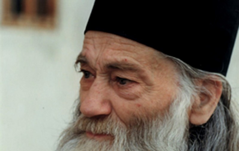 Minune la mormântul părintelui Iustin? Călugării spun că s-au întâmplat lucruri neobişnuite
