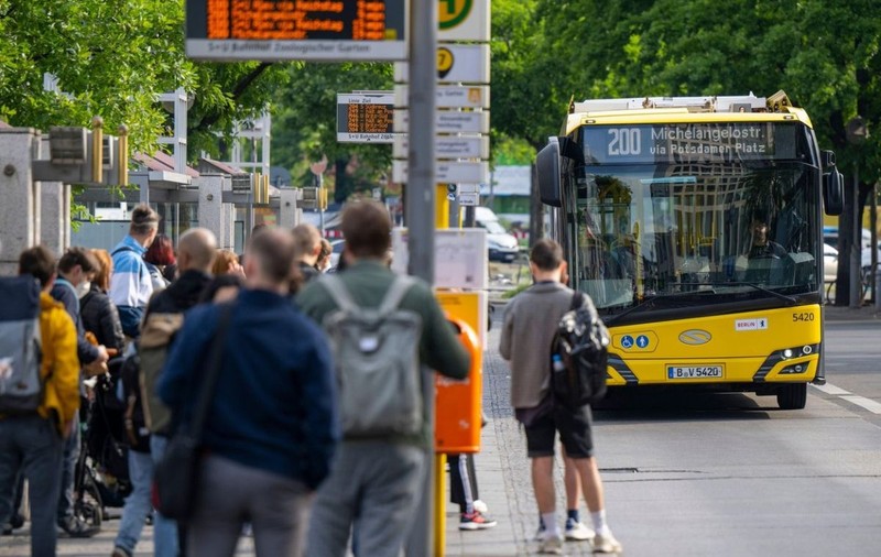 Transportul public aproape gratuit din Germania a redus aglomerația din trafic