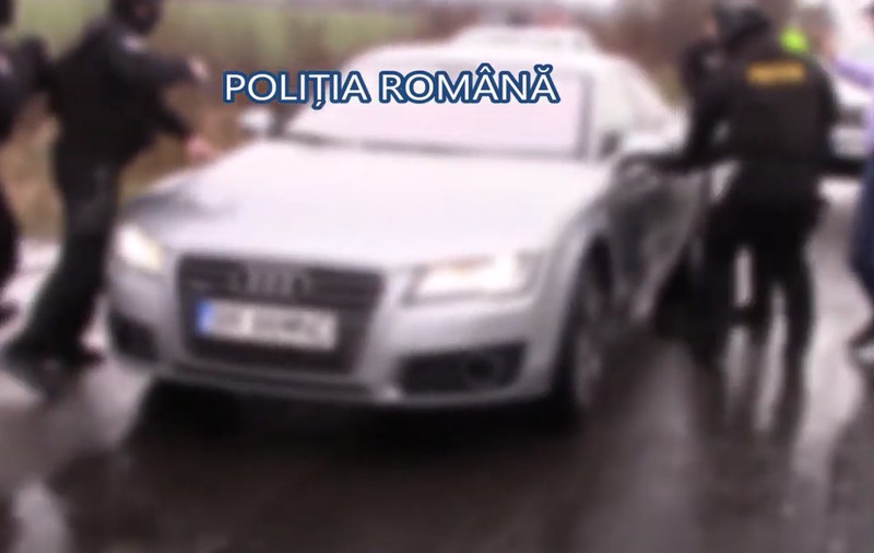 Un fost fotbalist român a ajuns să fie condamnat pentru proxenetism. Ce le făcea  femeilor pe care le exploata