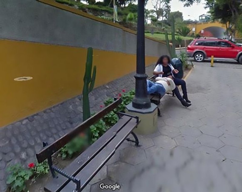 Un bărbat a descoperit pe Google Maps că soția îl înșela. În ce ipostaze a fost fotografiată femeia