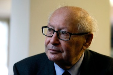 Familia lui Serge Klarsfeld a emigrat din București în Franța în plin război mondial. Foto: EPA