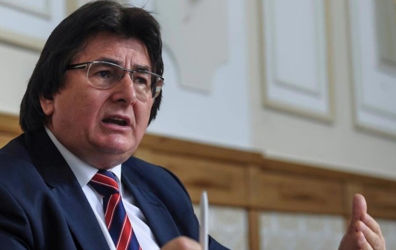 Cu orașul înzăpezit, primarul Timișoarei Nicolae Robu se războiește cu jurnaliștii și cu fostul primar: "Sunt cel mai tare organ de presă"