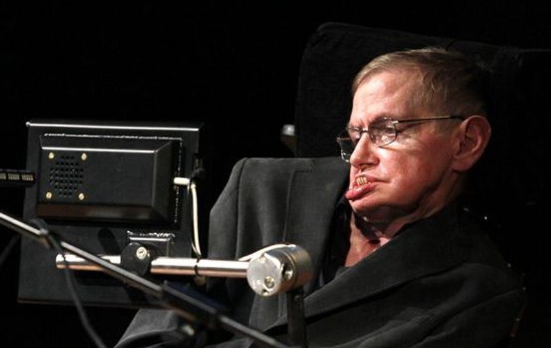 Stephen Hawking a fost internat în spital. Complicații din cauza bolii de care suferă