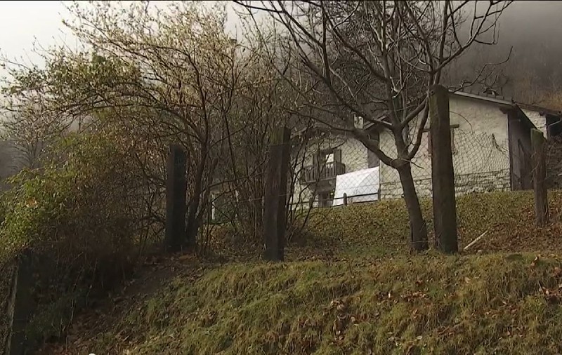 Româncă de 21 de ani, ucisă într-o casă izolată dintr-o zonă montană din Elveția. Lângă cadavrul ei a fost găsit un bărbat agonizând