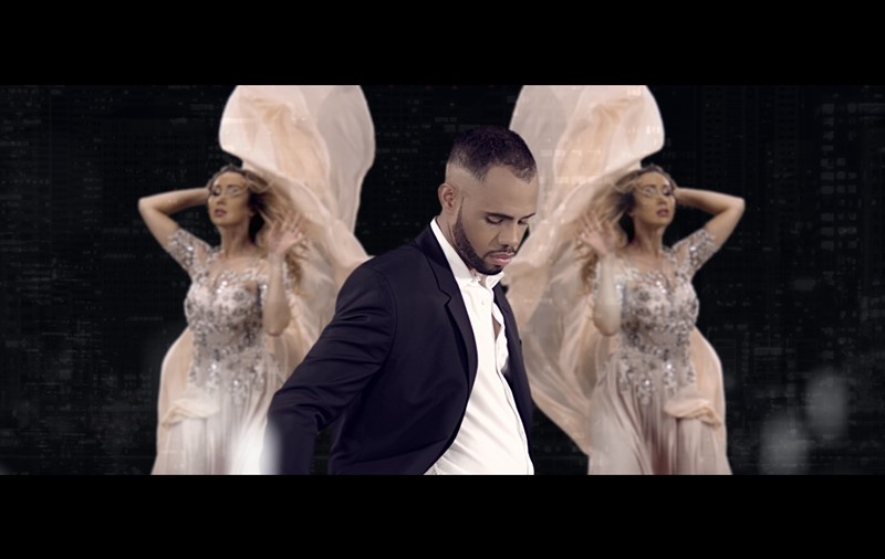Anthony Icuagu de la "Vocea României", fără haine în noul videoclip