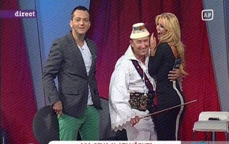 Uite ce posterior ”melodios” are Marina Dina! 