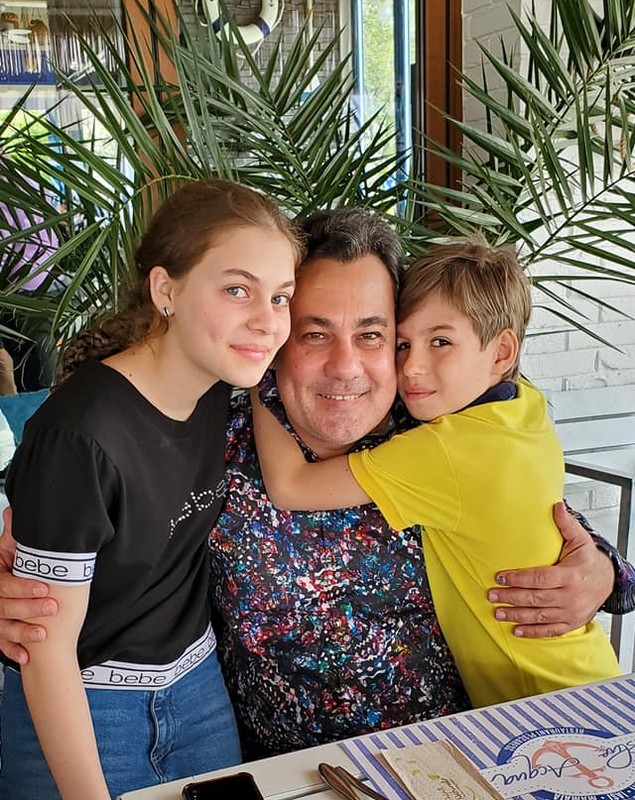 Imagini rare cu cei trei copii ai lui Ionuț Dolănescu. Ioana și Iancu duc tradiția familiei mai departe