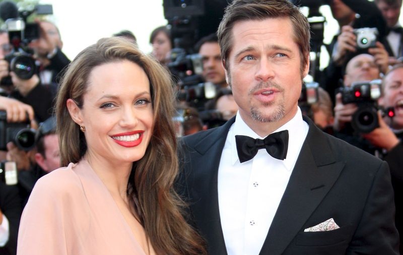 Angelina Jolie şi-a luat găini şi ia lecţii de gătit
