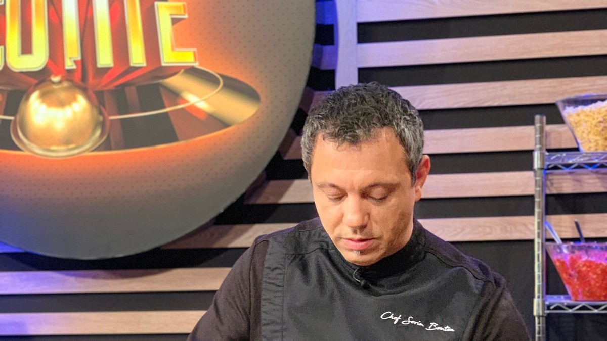 Chef Sorin Bontea face echipă cu familia sa în bucătărie | FOTO