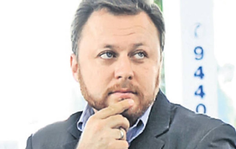 DRAGOŞ DOLĂNESCU nu VINE la ÎNMORMÂNTAREA BUNICII sale! Ce a SPUS despre MAMAIA DIDINA!