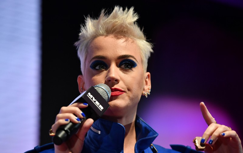 O călugăriță care se judeca cu Katy Parry a murit în fața instanței