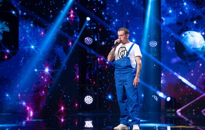 Povestea lui Florin, muncitorul în construcții de la „Românii au talent” 2024. Melodia lui a adus lacrimi în ochii publicului