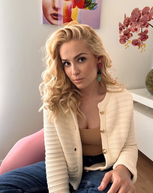 Anunțul făcut de fosta soție a lui CRBL la un an de la divorț. Elena Viscu: „Sunt norocoasă”