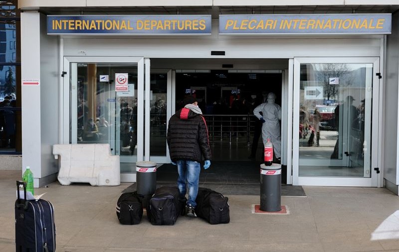 Un avion cu destinația Egipt a decolat cu o întârziere de zece ore din Cluj-Napoca