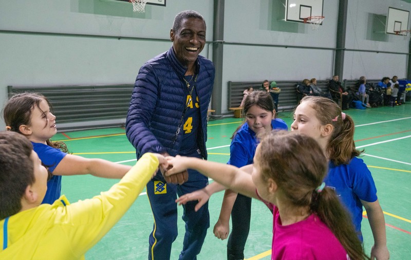 Lecția dată de Pelé al voleiului copiilor din Cluj: „Îi auzeam pe la colțuri: ce caută maimuța asta aici?”