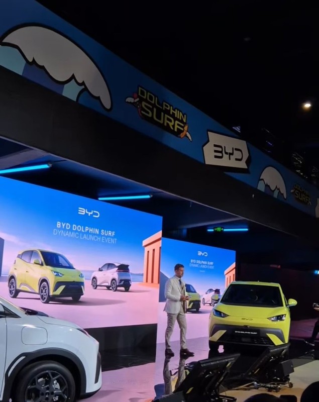 BYD lansează cel mai ieftin model al mărcii în România. Cum arată Dolphin Surf, rivalul Daciei Spring