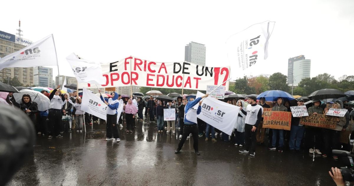Protest al studenților în Piața Victoriei din București, 29 septembrie 2025
