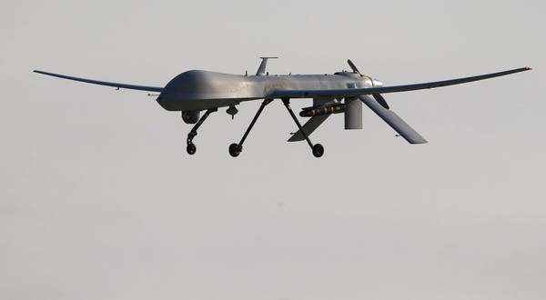 Locuitorii din Botoșani au primit sâmbătă după-amiază un mesaj RO-ALERT privind o posibilă incursiune de drone. Foto: Getty Images